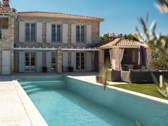 Agencement extérieur de piscine Perpignan